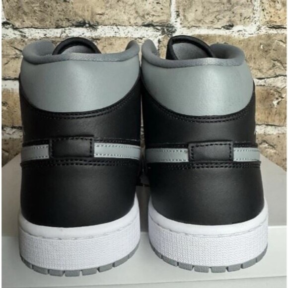Nike Air Jordan 1 Mid Retro Shadow Black Grey Wmns 12 BQ6472-007 - Picture 4 of 7